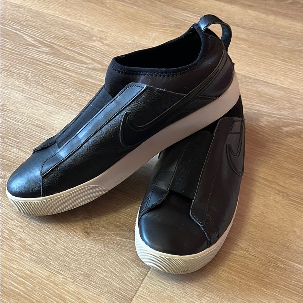 Nike Racquette Slip-On Sneakers